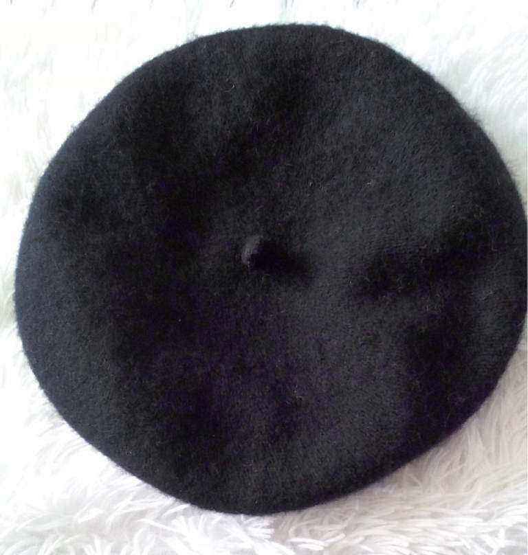New Black Autumn Winter Wool Blend French Beret. POST OR COLLECT!