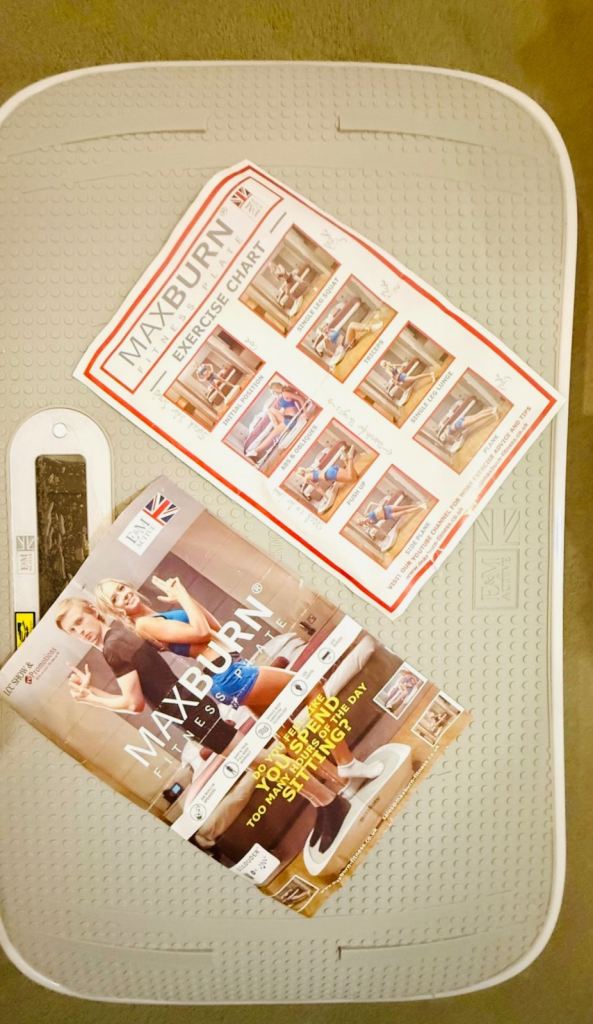 Maxburn Pro 11 vibrating 10 level fitness plate, Collection only!