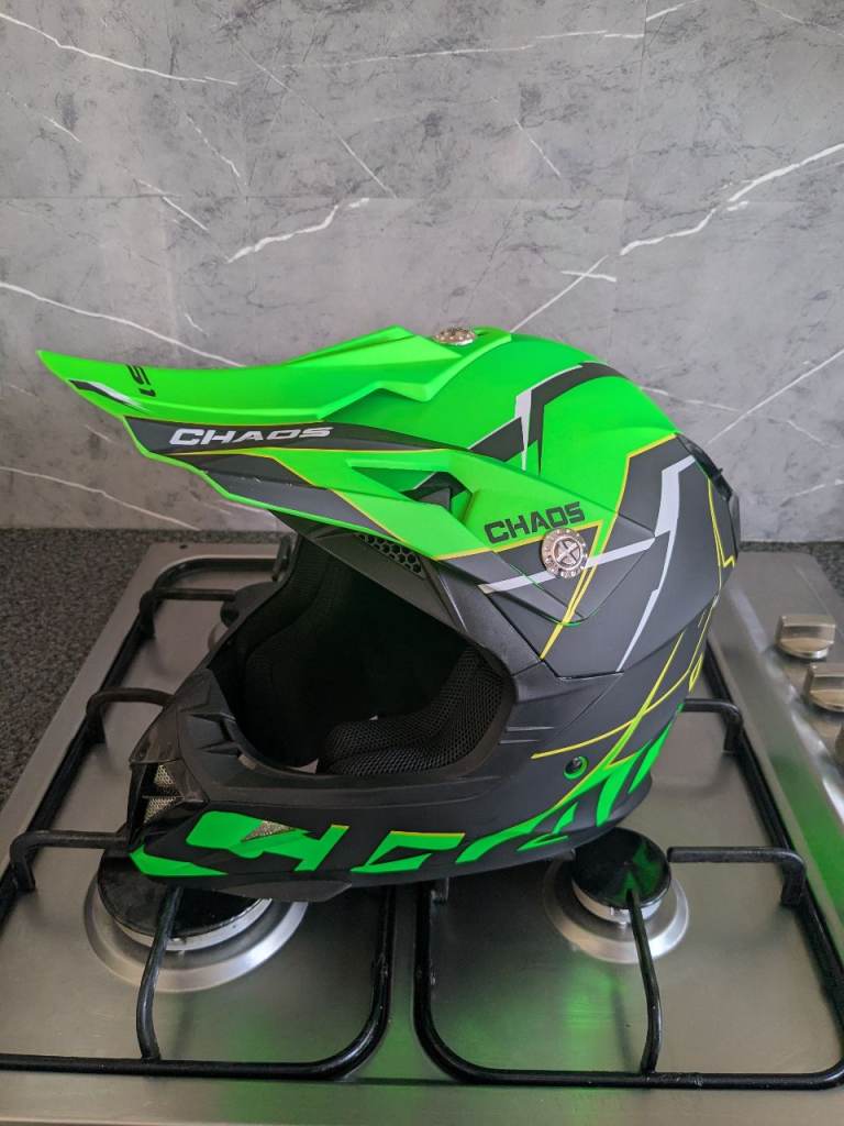 Chaos Motocross/Motorcycle Helmet – Green & Black, Good Condition