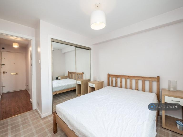 1 bedroom flat in Sheriff Park, Edinburgh, EH6 (1 bed) (#2713375)