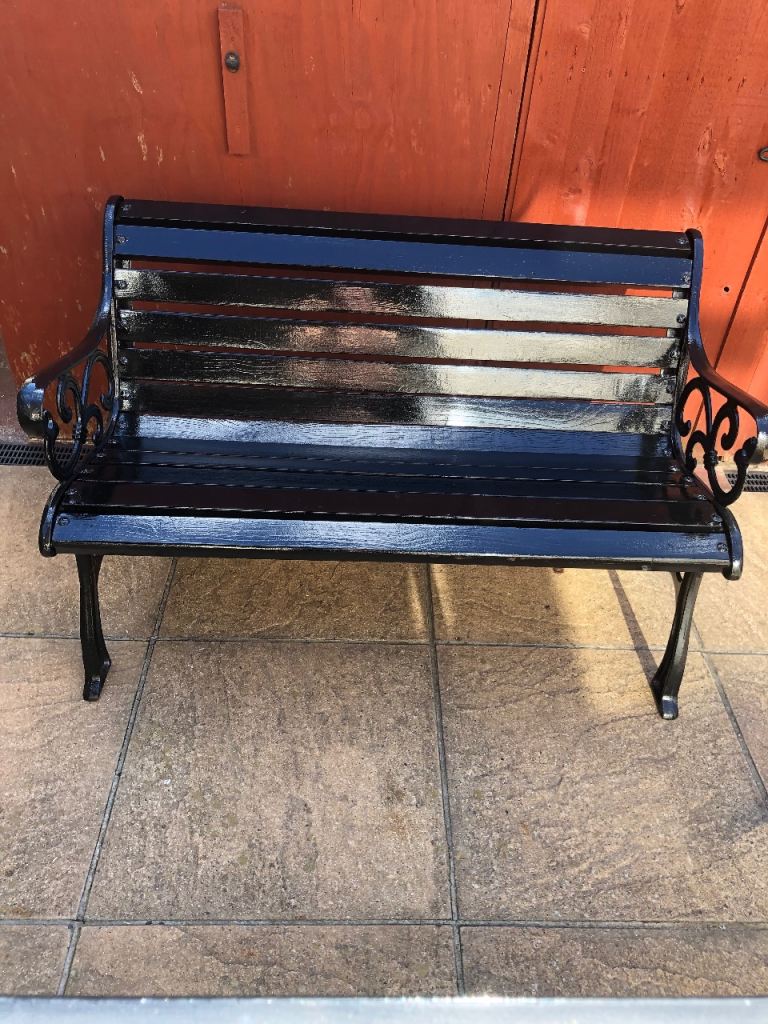 garden benches 