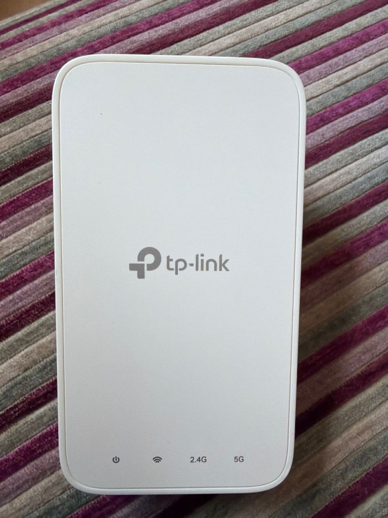 TP-Link WiFi Extender/Router – As Good As New