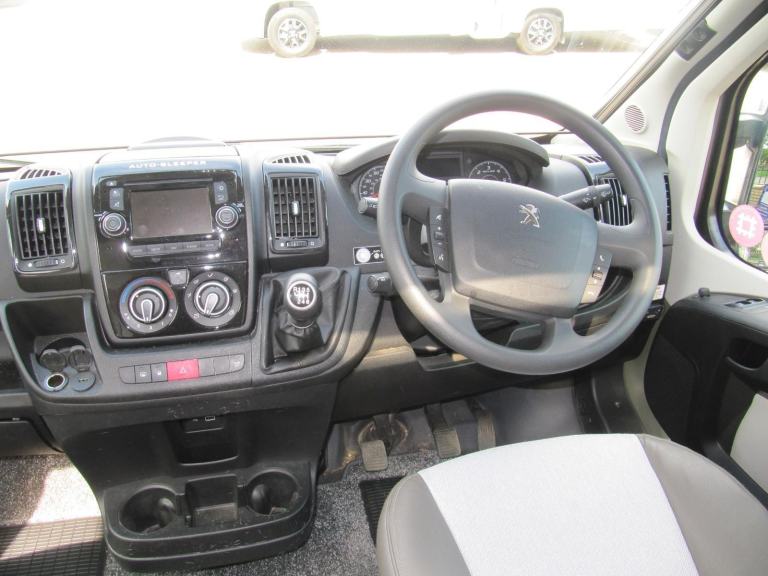 Auto-Sleepers Kingham DIESEL MANUAL 2019/19