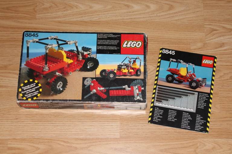Vintage Lego Technic 8845 Dune Buggy  * complete with instructions and box *