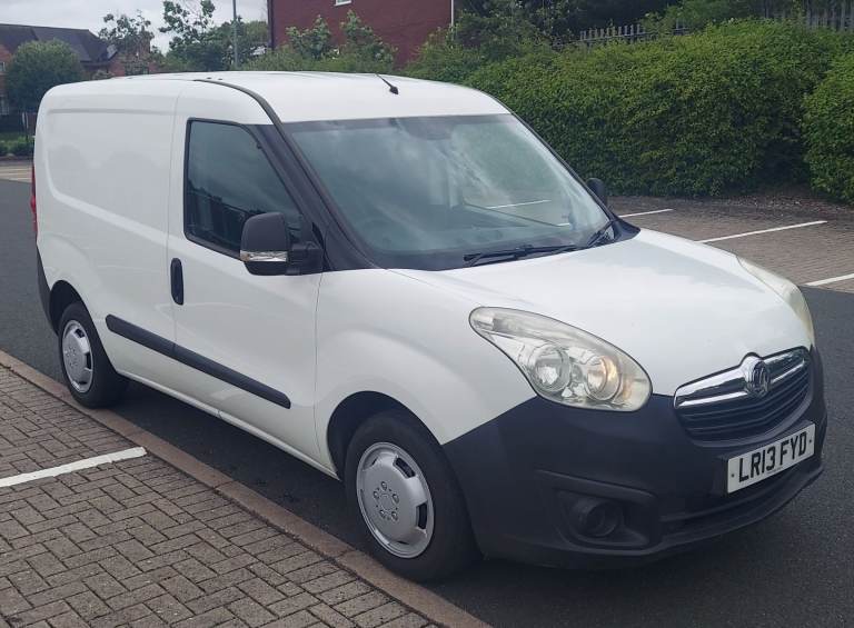 VAUXHALL COMBO 1.3 DIESEL FULL SERVICE HISTORY 