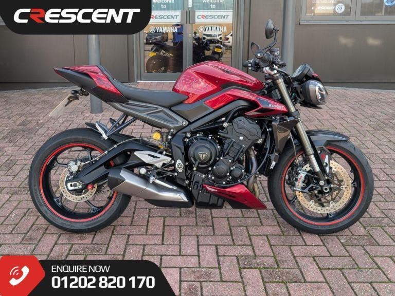 TRIUMPH STREET TRIPLE RS 765 - LOW MILES - FSH - CARNIVAL RED - LOVELY CONDITION