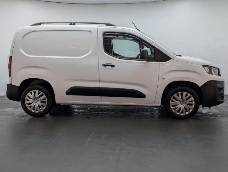 2021 Peugeot Partner 1.5 1.5 BlueHDi 1000 Professional Premium Standard Panel Van 5dr Diesel Man ...