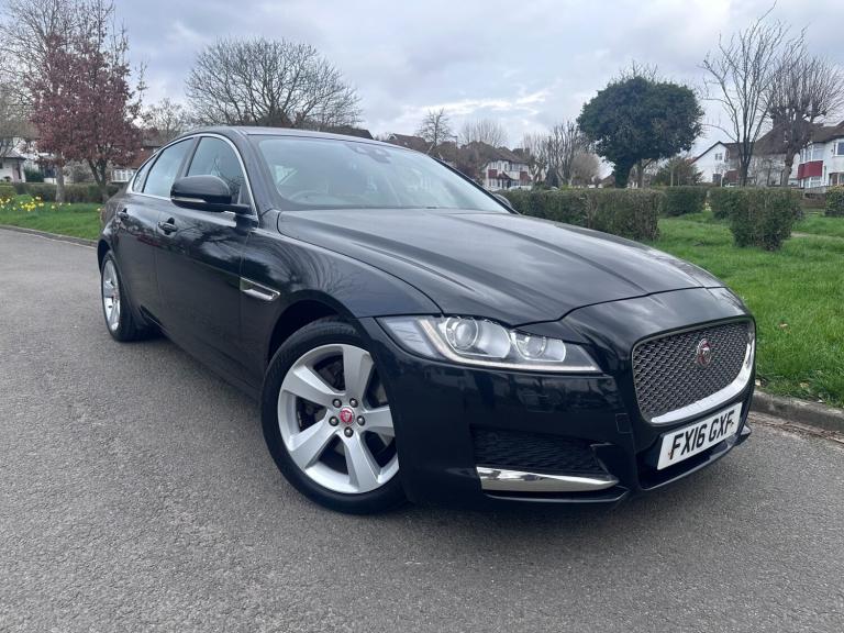 2016 Jaguar XF 2.0d [180] Portfolio 4dr Auto AWD SALOON Diesel Automatic