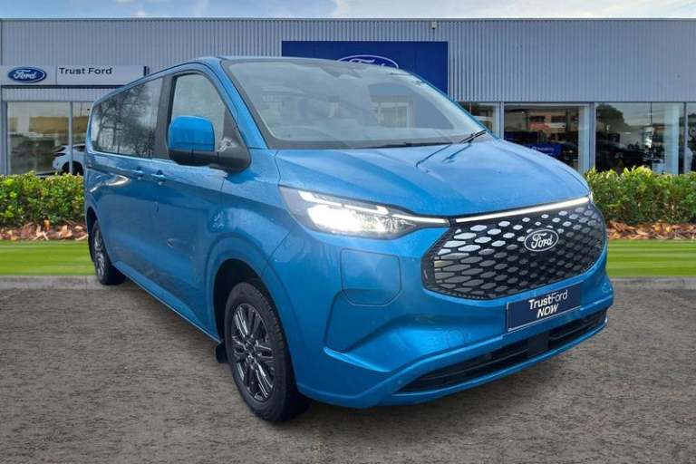 2025 Ford E-Tourneo Custom 340 Titanium AUTO L2 LWB 8 Seat Minibus RWD 160kW 65kWh Low Roof, TINT...