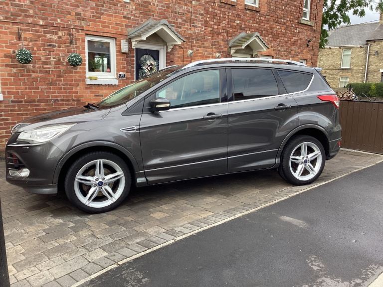 Ford, KUGA, sport titanium 150 bhp Hatchback, 2015, Manual, 1997 (cc), 5 doors