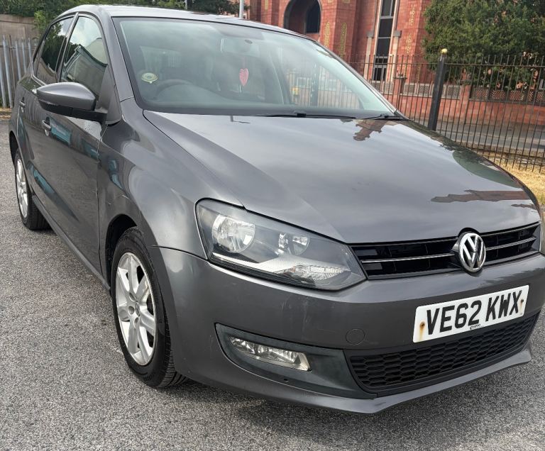 Volkswagen, POLO, Hatchback, 2012, Semi-Auto, 1390 (cc), 5 doors