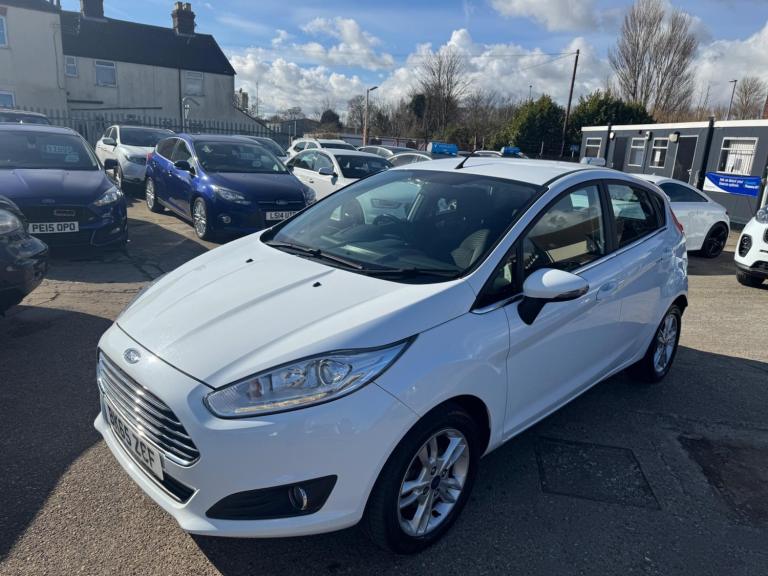 2015 Ford Fiesta Fiesta 1.0T EcoBoost Zetec Euro 6 (s/s) 5dr HATCHBACK Petrol Manual