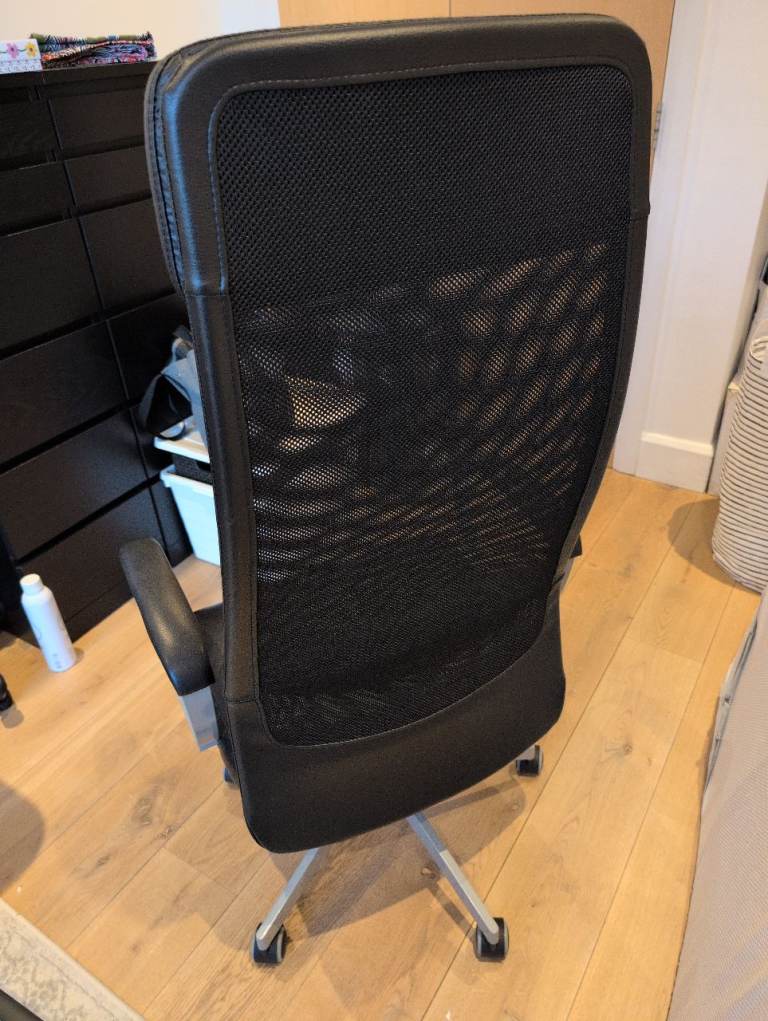 IKEA Markus chair, black leather 