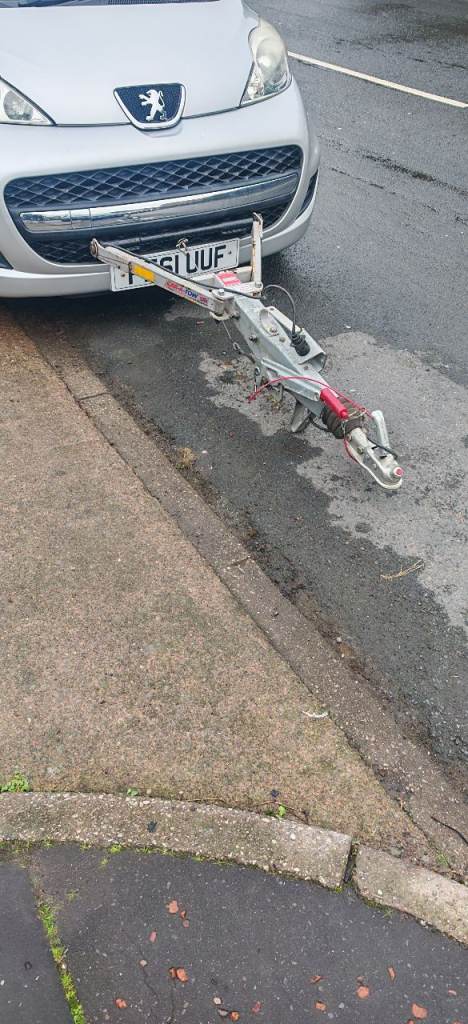 Peugeot, 107, Hatchback, 2011, Manual, 998 (cc), 5 doors