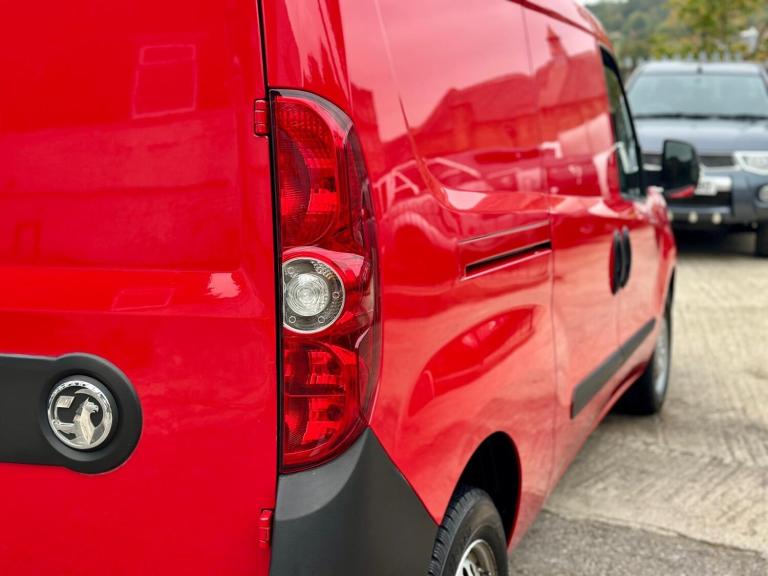 2016 Vauxhall Combo 2300 1.6 CDTI 16V H1 Van Tecshift PANEL VAN Diesel Manual