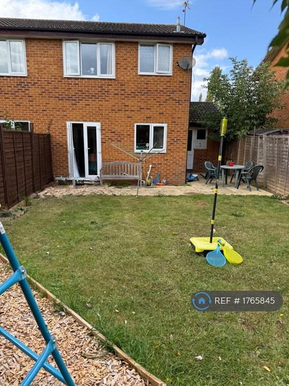 3 bedroom house in Berneshaw Close, Corby, NN18 (3 bed) (#1765845)