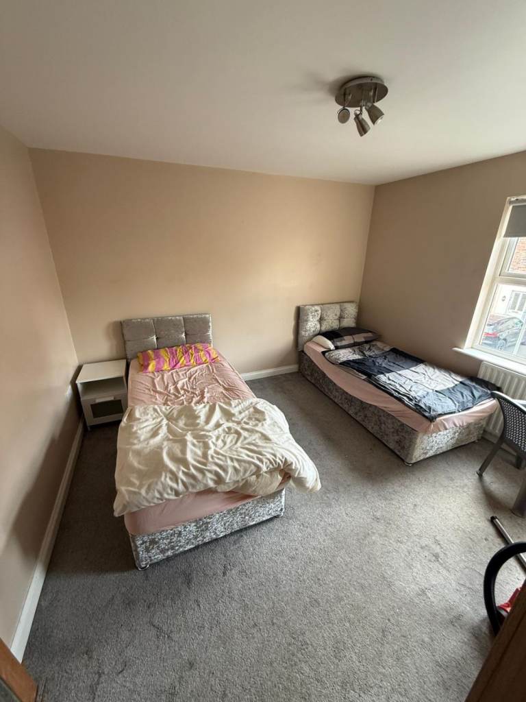 Shared Room Available for Rent