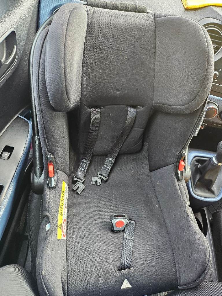 Car seat with fixing stand 