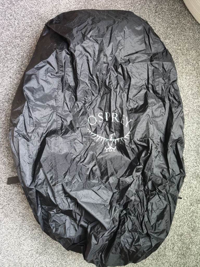 Osprey Fairview 40 with rain cover 
