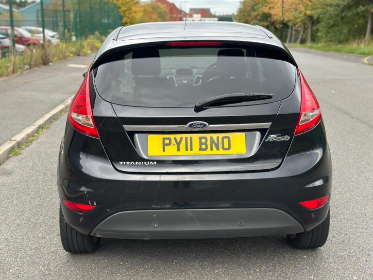 2011 Ford Fiesta 1.4 Titanium 5dr HATCHBACK Petrol Manual