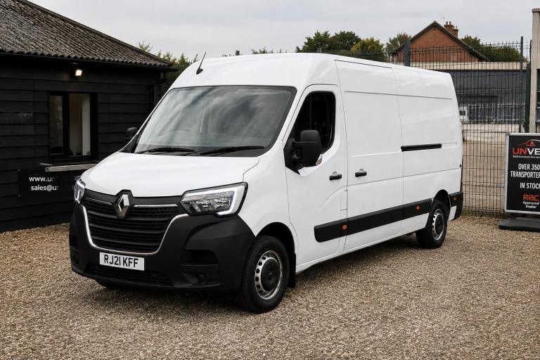RENAULT MASTER 2.3 FWD LM35 ENERGY dCi 150 Business MY19 White Manual Diesel 202