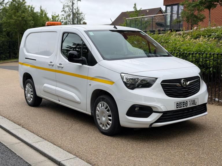 2023 Vauxhall Combo 2300 1.5 Turbo D 100ps H1 Pro Van *Damaged Salvage* PANEL VAN Diesel Manual