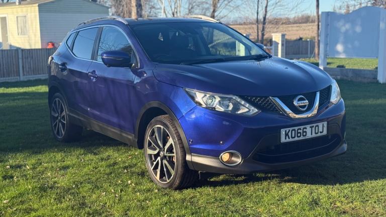 2017 Nissan Qashqai 1.6 dCi Tekna 5dr 4WD HATCHBACK Diesel Manual