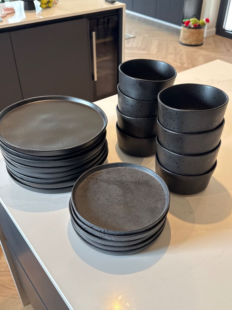 Dinner set (21 pieces) 