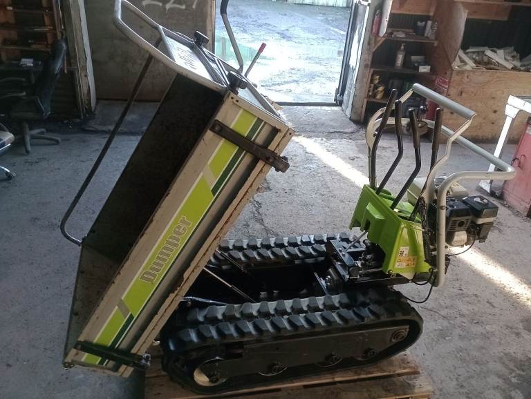 Grillo tracked manual tip dumper 
