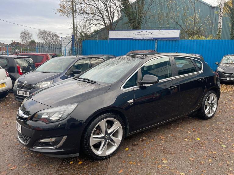 2015 Vauxhall Astra 2.0 CDTi 16V ecoFLEX SRi 5dr HATCHBACK DIESEL Manual