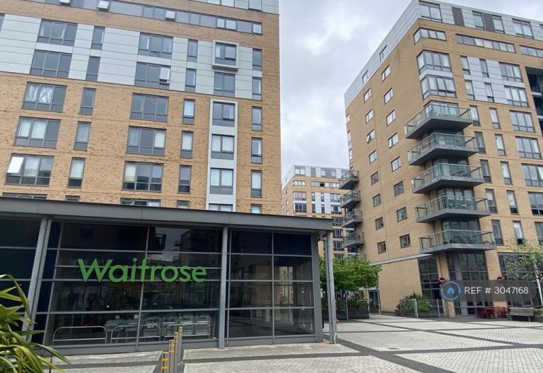 2 bedroom flat in Greenwich, London, SE10 (2 bed) (#3047168)