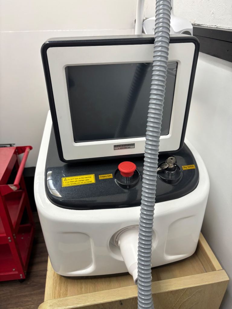 LS9 Q-Switch Nd:YAG Tattoo Removal Machine