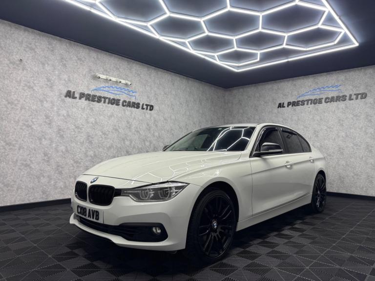 2018 BMW 3 Series 3.0 330d Luxury Saloon 4dr Diesel Auto Euro 6 (s/s) (258 ps) SALOON Diesel Auto...