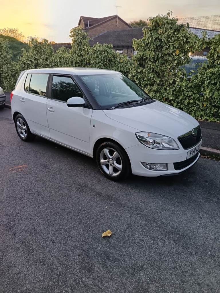 Skoda, FABIA, Hatchback, 2011, Manual, 1199 (cc), 5 doors