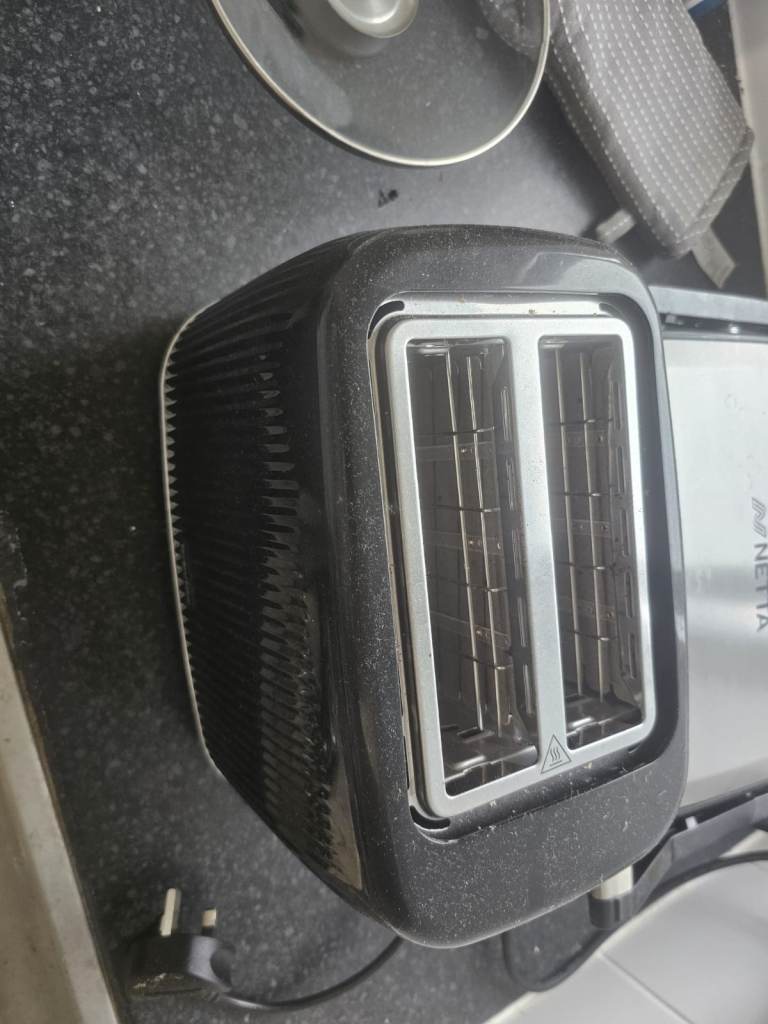 Kitchen Appliance Bundle – Toaster, Kettle & induction hob