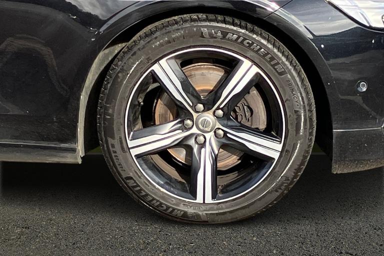 2018 Volvo V90 2.0 D4 R DESIGN 5dr Geartronic Estate DIESEL Automatic