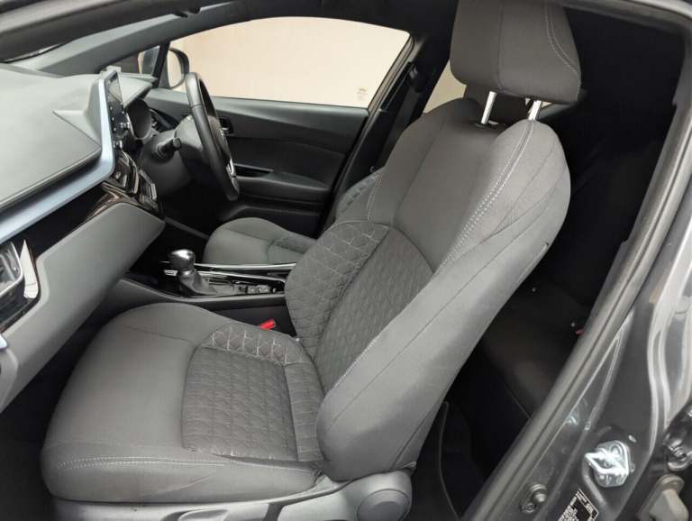 2021 Toyota C-HR 2.0 VVT-h GPF Design SUV 5dr Petrol Hybrid CVT Euro 6 (s/s) (184 ps) - SAT  HATC...