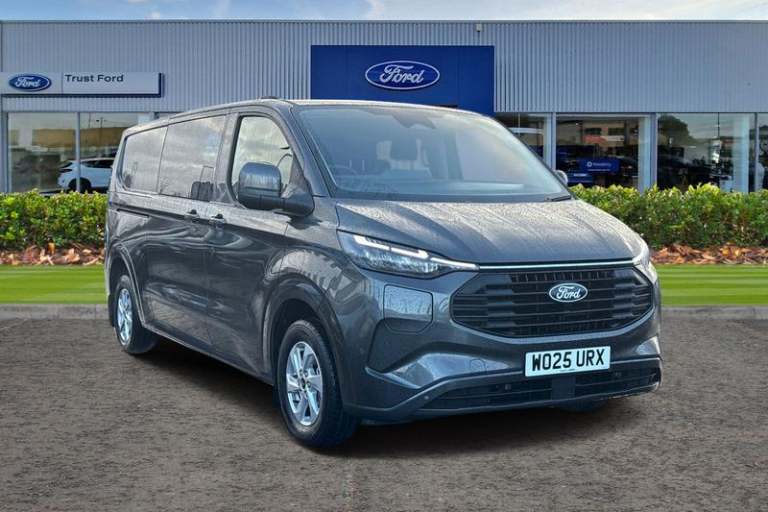 2025 Ford Transit Custom 320 Limited AUTO L2 LWB Double Cab In Van FWD 2.5 PHEV 232ps Low Roof Au...