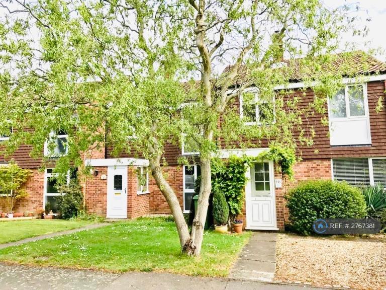 3 bedroom house in Cedar Drive, Newbury, RG20 (3 bed) (#2767381)