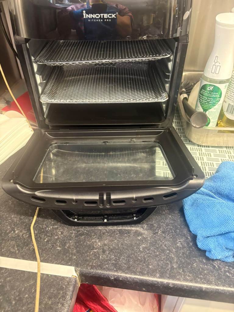 Innoteck Kitchen Pro 12L Digital Air Fryer Oven – Good Condition