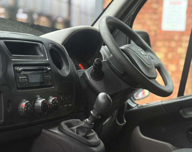 2017 Nissan NV400 2.3 dCi 33 SE FWD L2 H2 Euro 6 5dr Diesel