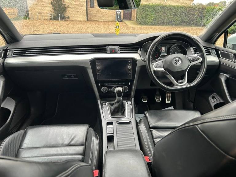 2020 20 VOLKSWAGEN PASSAT 2.0 TDI EVO R-LINE ESTATE 5DR DIESEL MANUAL EURO 6 (S/