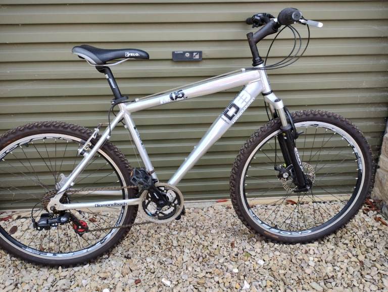 Womens mountain bike 