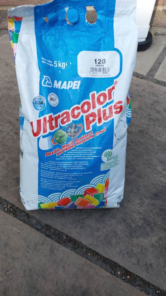 Mapei Black Tile Grout 5kg