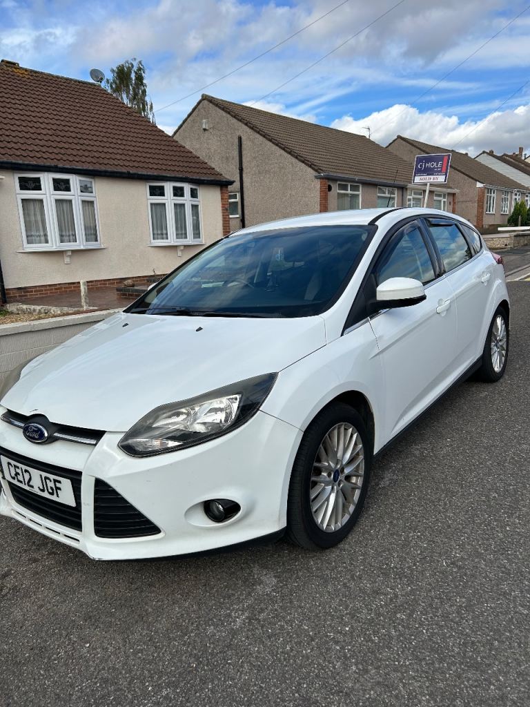 Ford, FOCUS, Hatchback, 2012, Manual, 1596 (cc), 5 doors