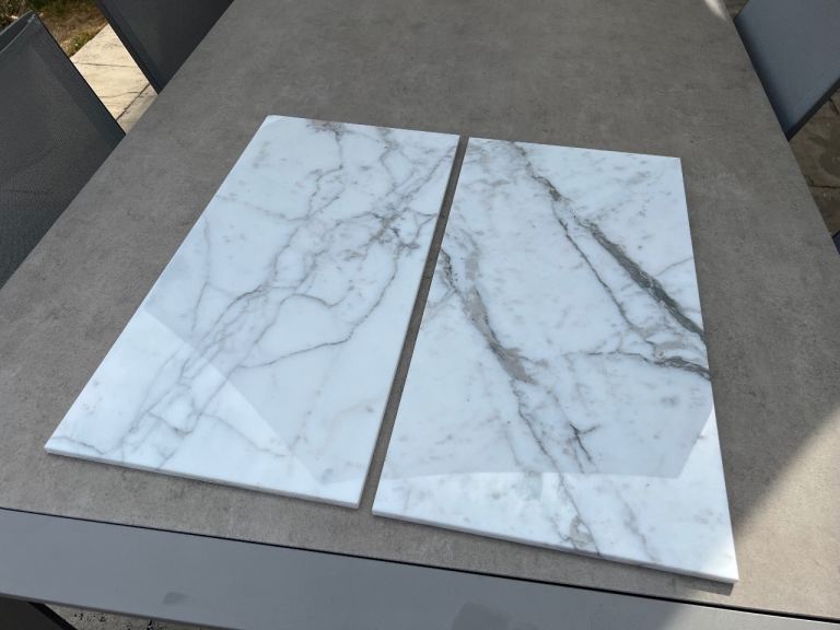 premium polished Bianco Carrara Marble Tiles Made in Italy, 30.5cm x 61cm (70 tiles)