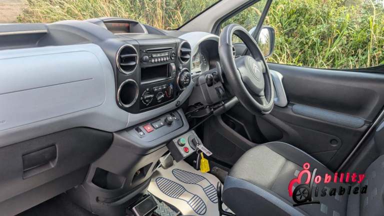 CITROEN BERLINGO 1.6 e-HDi XTR Driver Transfer &amp;/or Up Front Wheelchair Access
