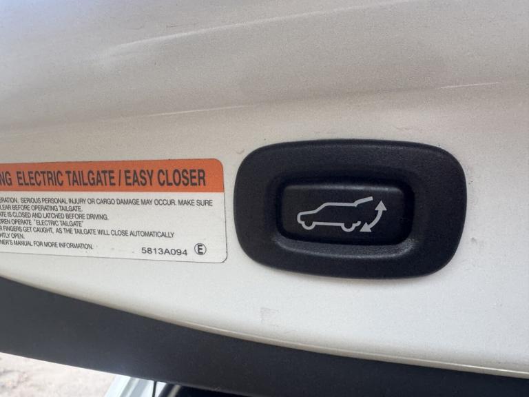 MITSUBISHI OUTLANDER 2.0 h 12kWh GX4hs 2014