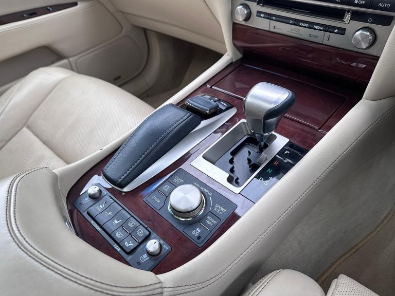 2016 65 REG LEXUS LS600H LWB PREMIER 5.0 V8 AWD PETROL/HYBRID DAMAGED SALVAGE