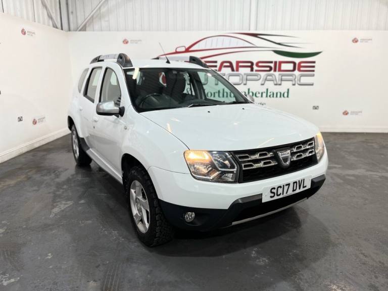 2017 Dacia Duster 1.5 dCi Laureate SUV 5dr Diesel Manual Euro 6 (s/s) (110 ps) HATCHBACK Diesel M...